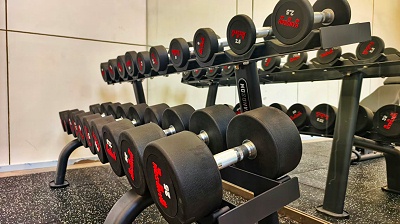 健身房预算方案：1 万 / 3 万 / 5 万（如何搭配器材）